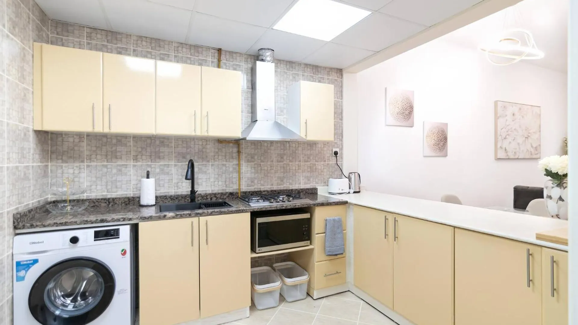 Spacious & Cosy 1Br In Marina Dubai